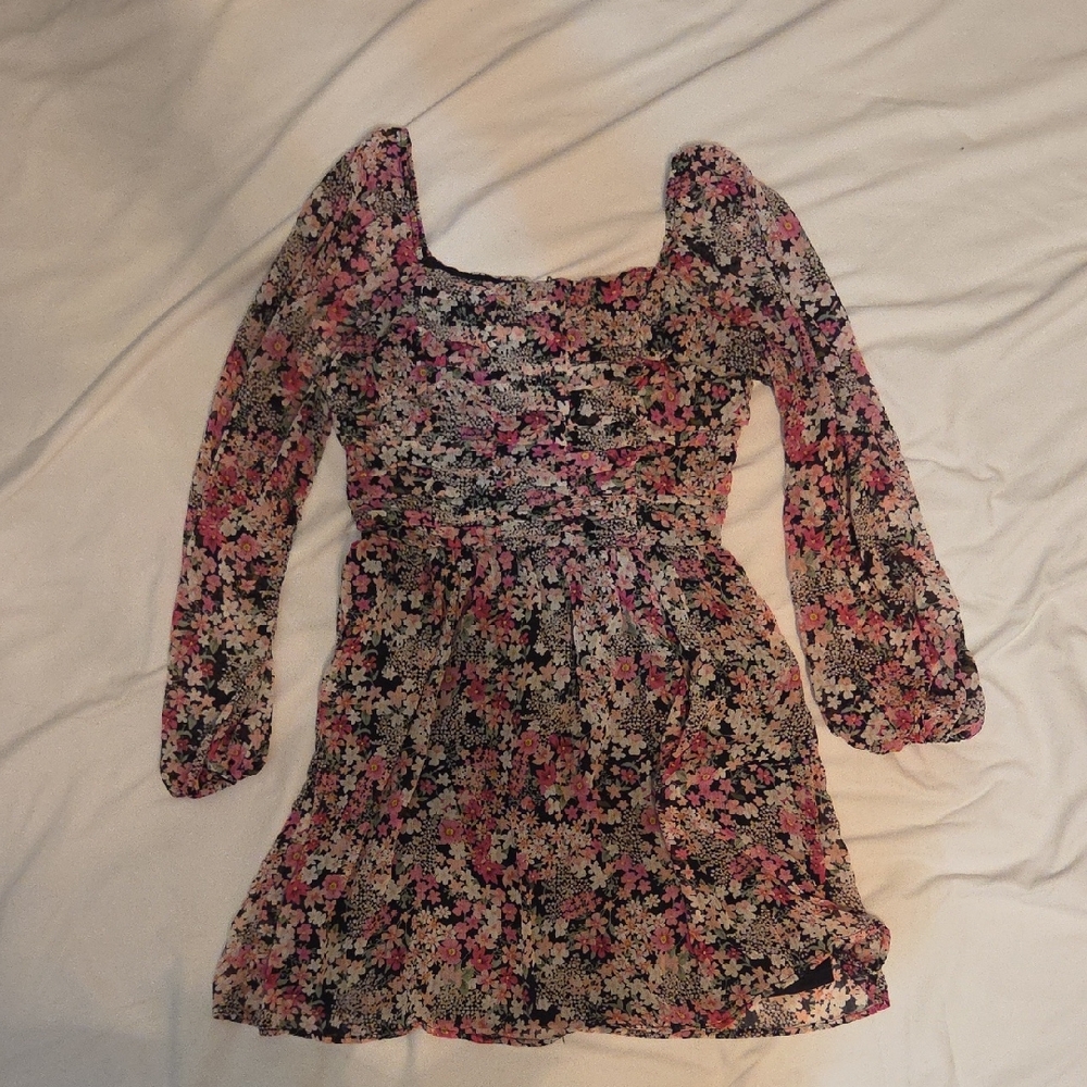 Floral Mini Dress with Long Sleeves